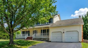 7129 CAVALRY DR, WARRENTON, Virginia 20187, 6 Bedrooms Bedrooms, ,3 BathroomsBathrooms,Residential,For sale,7129 CAVALRY DR,VAFQ2020530 MLS # VAFQ2020530