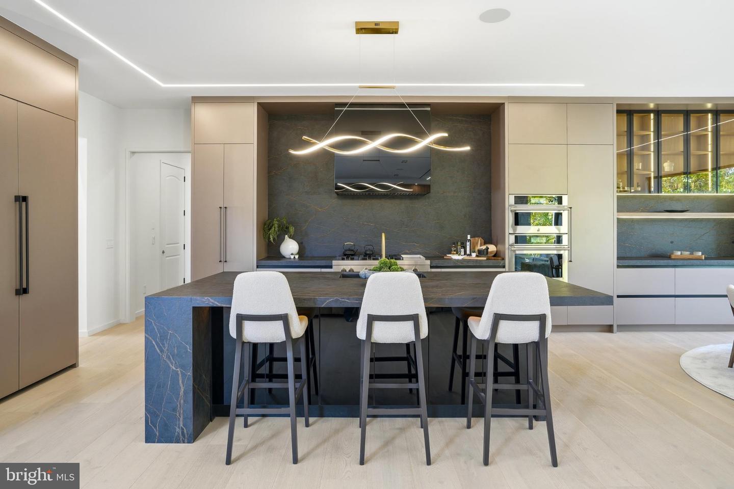 9408 OLD COURTHOUSE RD, VIENNA, Virginia 22182, 5 Bedrooms Bedrooms, 24 Rooms Rooms,7 BathroomsBathrooms,Residential,For sale,9408 OLD COURTHOUSE RD,VAFX2290374 MLS # VAFX2290374 9408 OLD COURTHOUSE RD, VIENNA, Virginia 22182, 5 Bedrooms Bedrooms, 24 Rooms Rooms,7 BathroomsBathrooms,Residential,For sale,9408 OLD COURTHOUSE RD,VAFX2290374 MLS # VAFX2290374