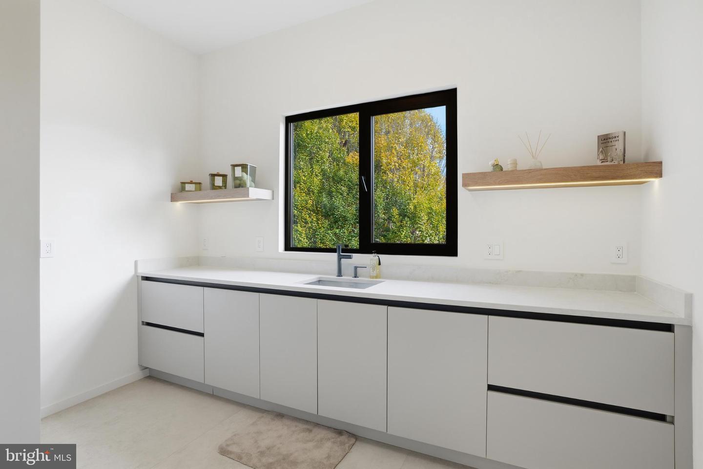 9408 OLD COURTHOUSE RD, VIENNA, Virginia 22182, 5 Bedrooms Bedrooms, 24 Rooms Rooms,7 BathroomsBathrooms,Residential,For sale,9408 OLD COURTHOUSE RD,VAFX2290374 MLS # VAFX2290374 9408 OLD COURTHOUSE RD, VIENNA, Virginia 22182, 5 Bedrooms Bedrooms, 24 Rooms Rooms,7 BathroomsBathrooms,Residential,For sale,9408 OLD COURTHOUSE RD,VAFX2290374 MLS # VAFX2290374