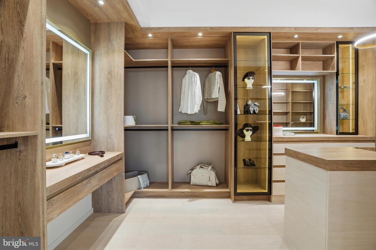 9408 OLD COURTHOUSE RD, VIENNA, Virginia 22182, 5 Bedrooms Bedrooms, 24 Rooms Rooms,7 BathroomsBathrooms,Residential,For sale,9408 OLD COURTHOUSE RD,VAFX2290374 MLS # VAFX2290374 9408 OLD COURTHOUSE RD, VIENNA, Virginia 22182, 5 Bedrooms Bedrooms, 24 Rooms Rooms,7 BathroomsBathrooms,Residential,For sale,9408 OLD COURTHOUSE RD,VAFX2290374 MLS # VAFX2290374