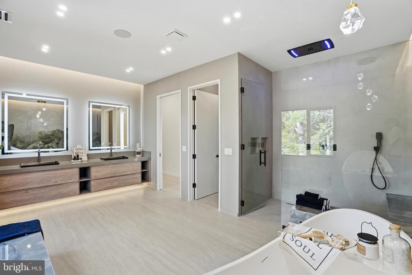 9408 OLD COURTHOUSE RD, VIENNA, Virginia 22182, 5 Bedrooms Bedrooms, 24 Rooms Rooms,7 BathroomsBathrooms,Residential,For sale,9408 OLD COURTHOUSE RD,VAFX2290374 MLS # VAFX2290374 9408 OLD COURTHOUSE RD, VIENNA, Virginia 22182, 5 Bedrooms Bedrooms, 24 Rooms Rooms,7 BathroomsBathrooms,Residential,For sale,9408 OLD COURTHOUSE RD,VAFX2290374 MLS # VAFX2290374