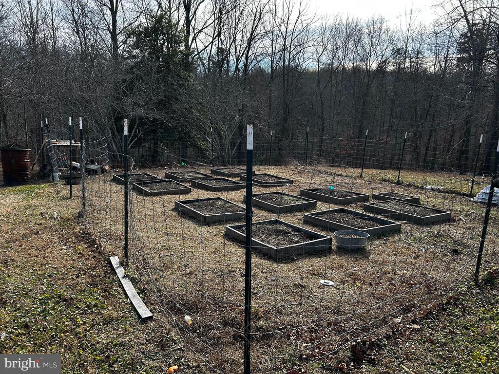 436 HINSONS FORD RD, AMISSVILLE, Virginia, ,Residential,436 HINSONS FORD RD,VARP2002476 MLS # VARP2002476 436 HINSONS FORD RD, AMISSVILLE, Virginia, ,Residential,436 HINSONS FORD RD,VARP2002476 MLS # VARP2002476