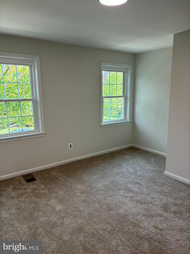 3820 V ST SE #202, WASHINGTON, District Of Columbia 20020, 2 Bedrooms Bedrooms, ,1 BathroomBathrooms,Residential,For sale,3820 V ST SE #202,DCDC2138982 MLS # DCDC2138982