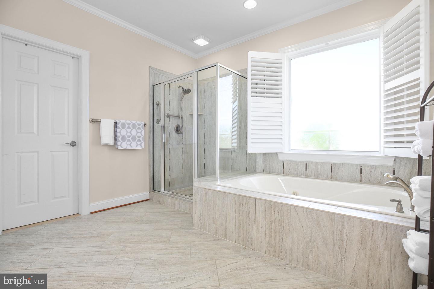 9910 AGNES LN, SPOTSYLVANIA, Virginia 22553, 5 Bedrooms Bedrooms, ,6 BathroomsBathrooms,Residential,For sale,9910 AGNES LN,VASP2034228 MLS # VASP2034228