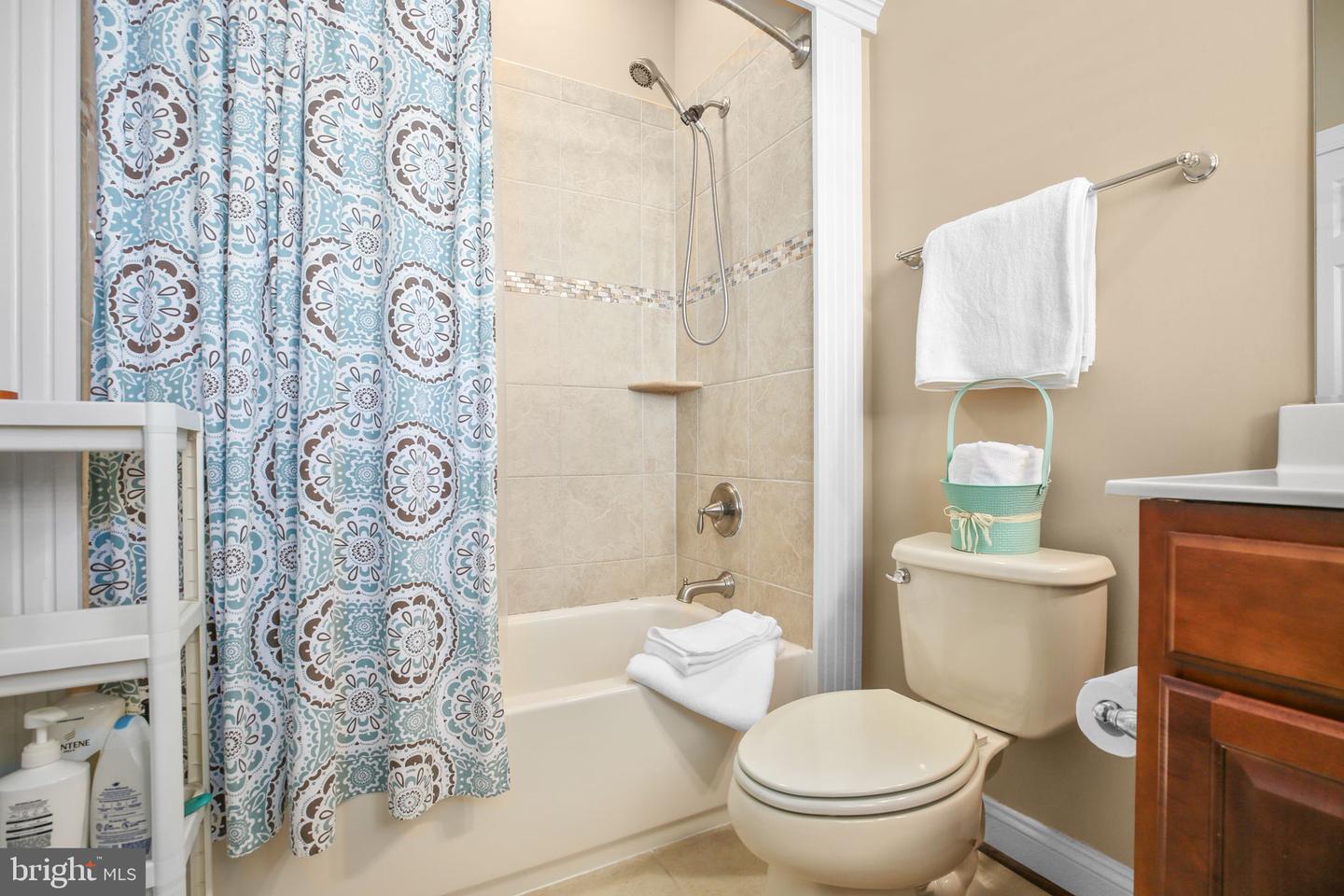 9910 AGNES LN, SPOTSYLVANIA, Virginia 22553, 5 Bedrooms Bedrooms, ,6 BathroomsBathrooms,Residential,For sale,9910 AGNES LN,VASP2034228 MLS # VASP2034228