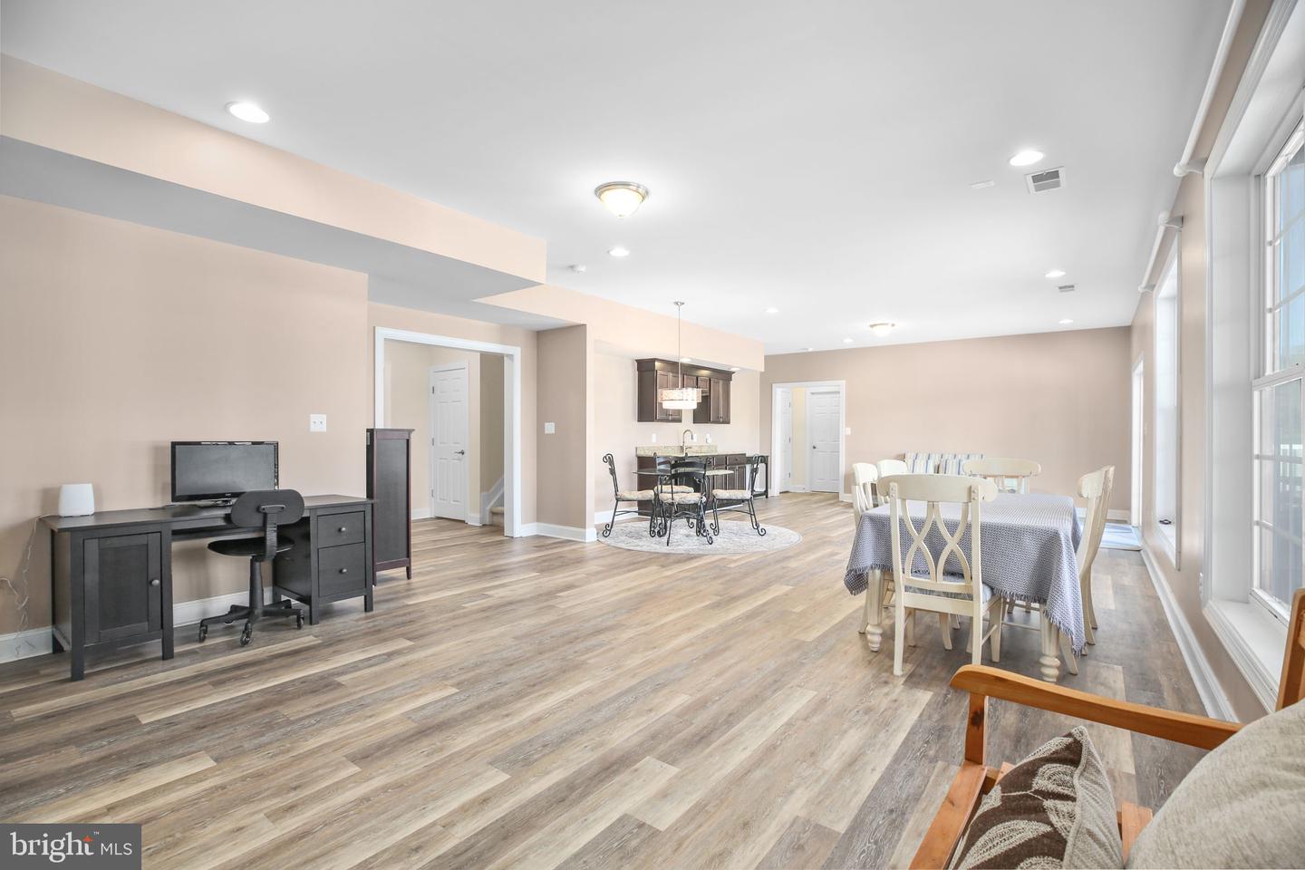 9910 AGNES LN, SPOTSYLVANIA, Virginia 22553, 5 Bedrooms Bedrooms, ,6 BathroomsBathrooms,Residential,For sale,9910 AGNES LN,VASP2034228 MLS # VASP2034228