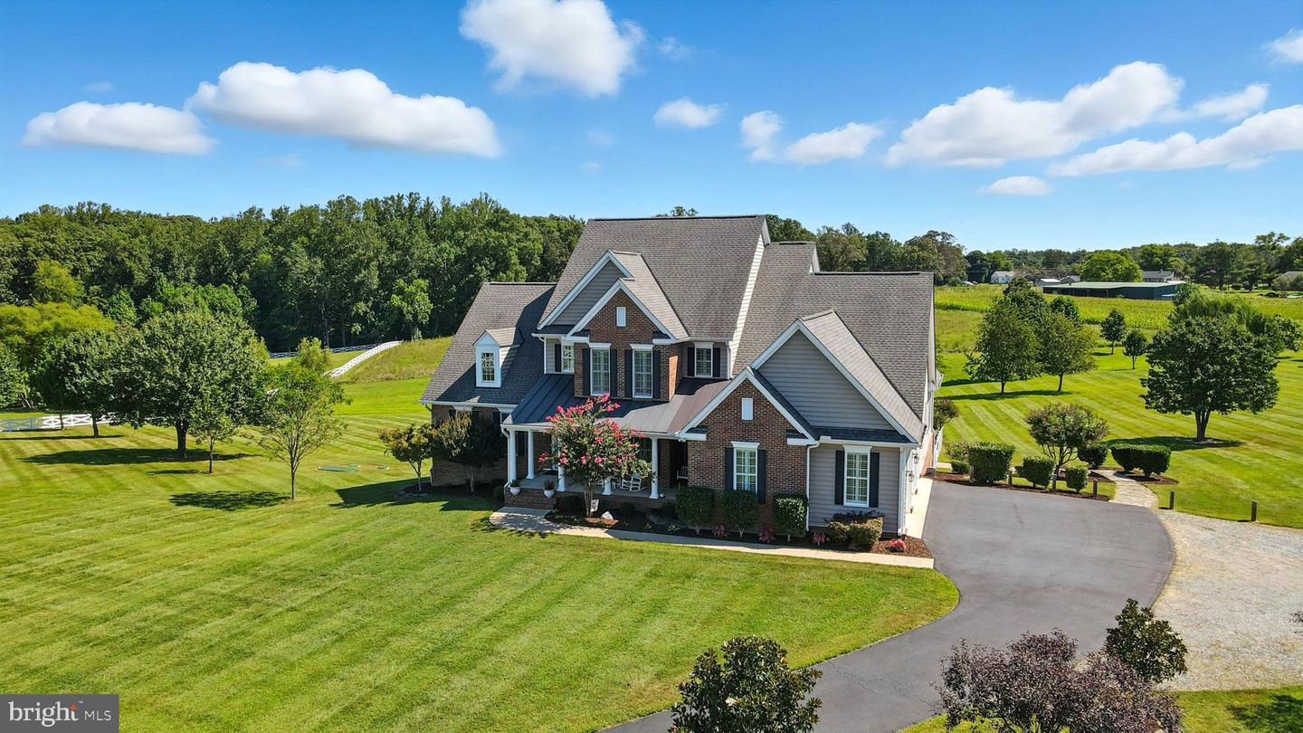 9910 AGNES LN, SPOTSYLVANIA, Virginia 22553, 5 Bedrooms Bedrooms, ,6 BathroomsBathrooms,Residential,For sale,9910 AGNES LN,VASP2034228 MLS # VASP2034228