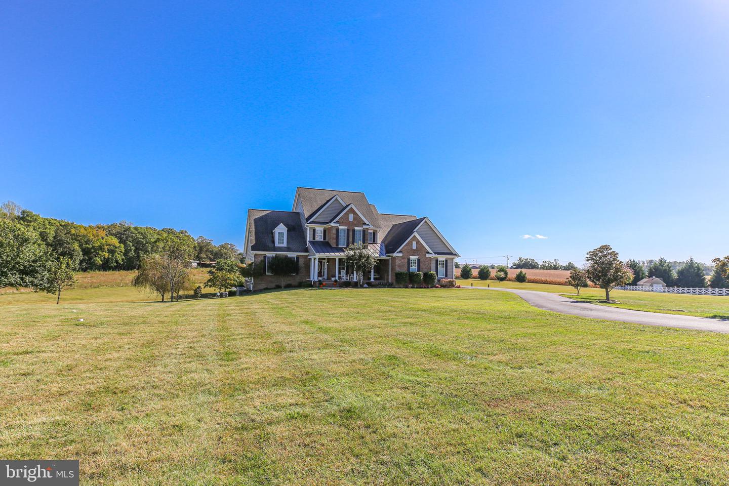 9910 AGNES LN, SPOTSYLVANIA, Virginia 22553, 5 Bedrooms Bedrooms, ,6 BathroomsBathrooms,Residential,For sale,9910 AGNES LN,VASP2034228 MLS # VASP2034228