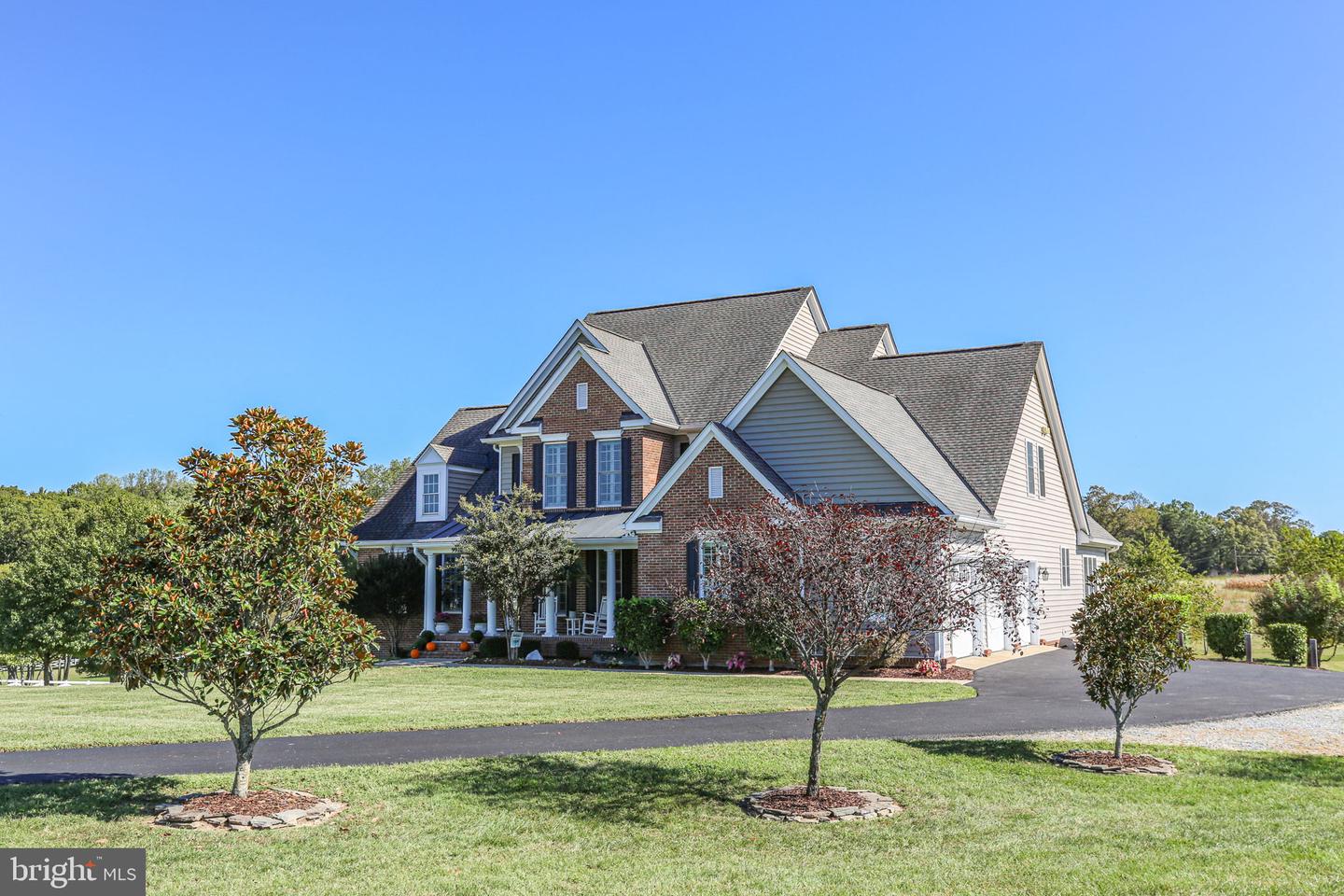 9910 AGNES LN, SPOTSYLVANIA, Virginia 22553, 5 Bedrooms Bedrooms, ,6 BathroomsBathrooms,Residential,For sale,9910 AGNES LN,VASP2034228 MLS # VASP2034228