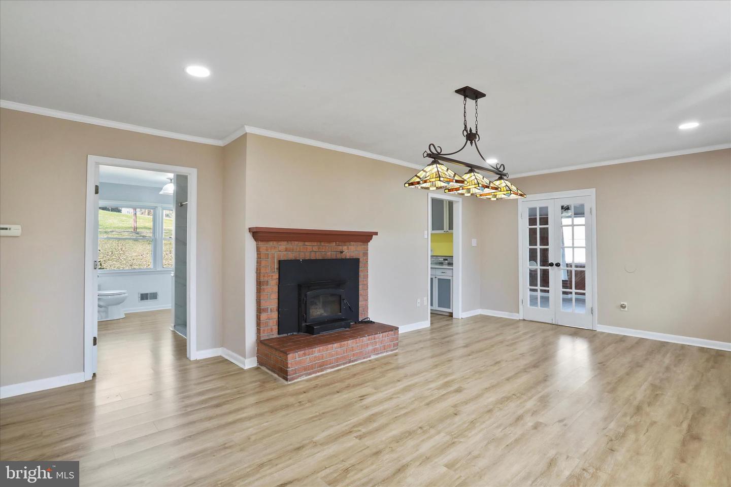 508 MASSANUTTEN HTS, WOODSTOCK, Virginia 22664, 4 Bedrooms Bedrooms, ,2 BathroomsBathrooms,Residential,For sale,508 MASSANUTTEN HTS,VASH2013024 MLS # VASH2013024