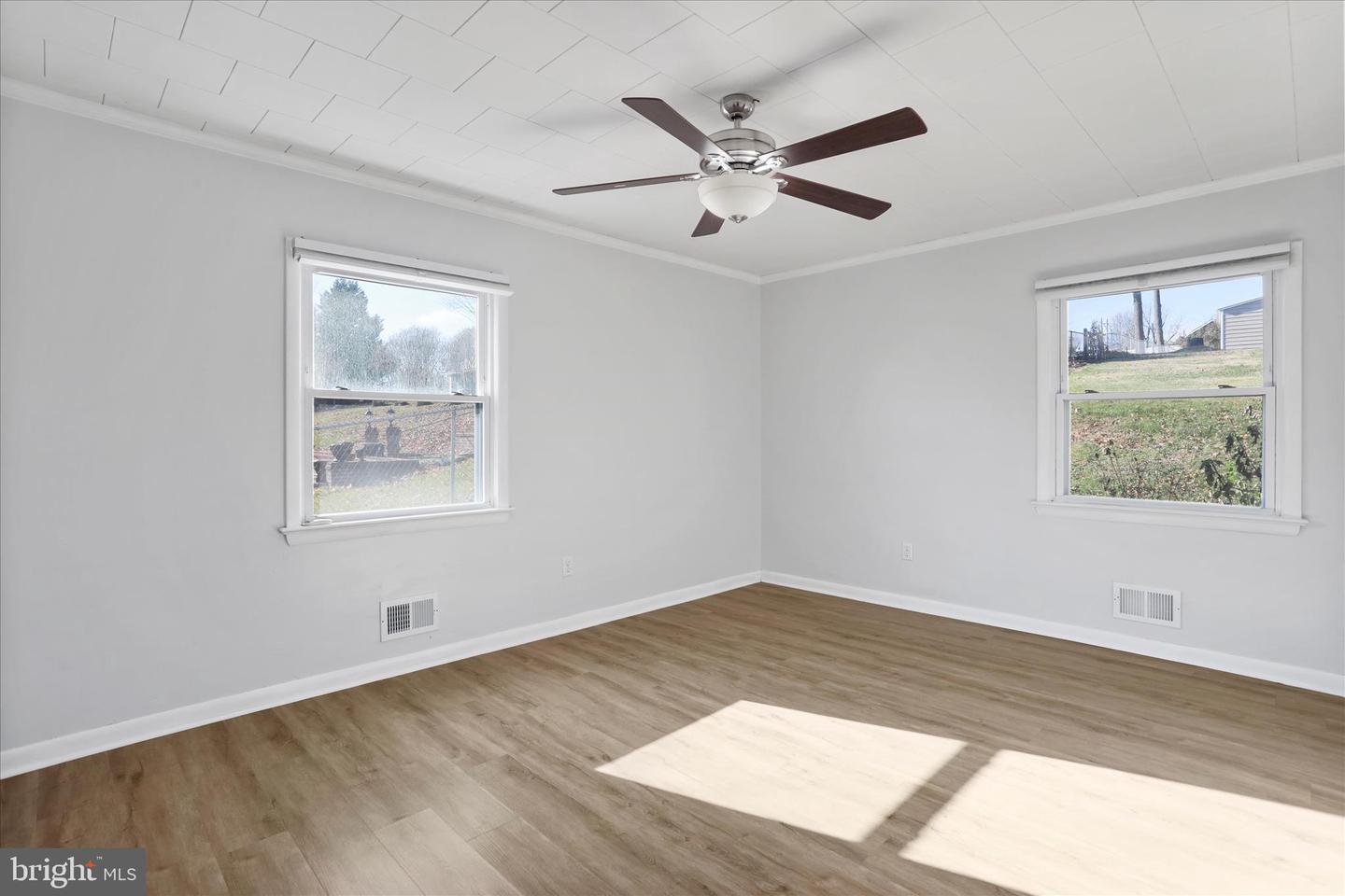 508 MASSANUTTEN HTS, WOODSTOCK, Virginia 22664, 4 Bedrooms Bedrooms, ,2 BathroomsBathrooms,Residential,For sale,508 MASSANUTTEN HTS,VASH2013024 MLS # VASH2013024