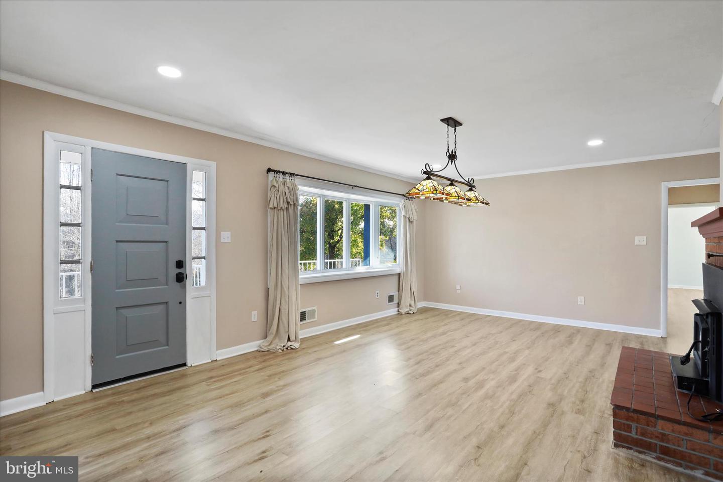 508 MASSANUTTEN HTS, WOODSTOCK, Virginia 22664, 4 Bedrooms Bedrooms, ,2 BathroomsBathrooms,Residential,For sale,508 MASSANUTTEN HTS,VASH2013024 MLS # VASH2013024