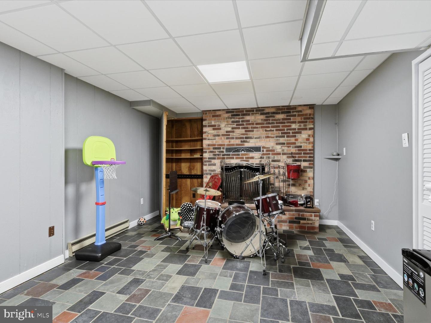 11130 CHAPEL RD, FAIRFAX STATION, Virginia 22039, ,Residential,For sale,11130 CHAPEL RD,VAFX2280736 MLS # VAFX2280736