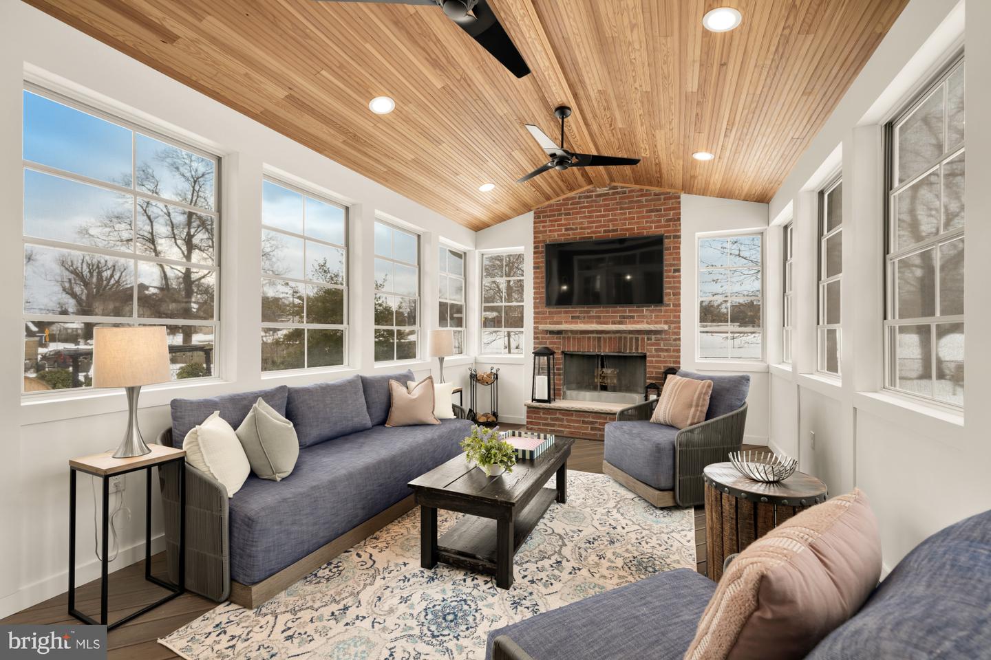 1814 PEABODY DR, FALLS CHURCH, Virginia 22043, 5 Bedrooms Bedrooms, ,4 BathroomsBathrooms,Residential,For sale,1814 PEABODY DR,VAFX2281546 MLS # VAFX2281546