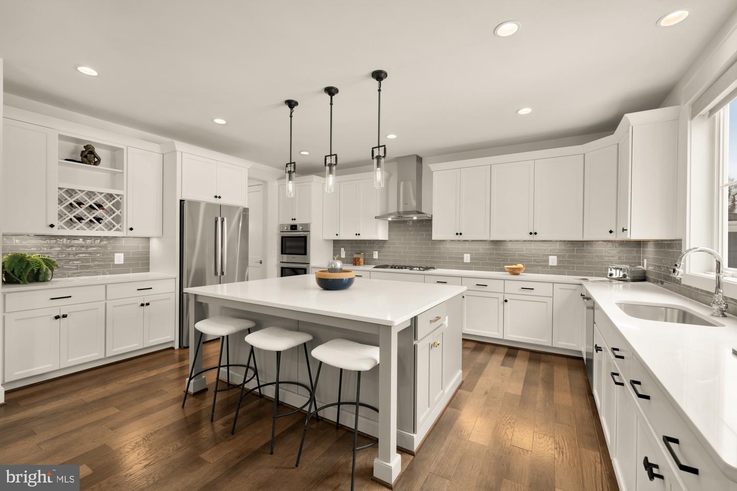 1814 PEABODY DR, FALLS CHURCH, Virginia 22043, 5 Bedrooms Bedrooms, ,4 BathroomsBathrooms,Residential,For sale,1814 PEABODY DR,VAFX2281546 MLS # VAFX2281546