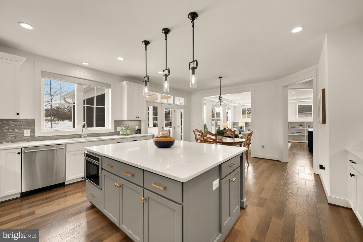 1814 PEABODY DR, FALLS CHURCH, Virginia 22043, 5 Bedrooms Bedrooms, ,4 BathroomsBathrooms,Residential,For sale,1814 PEABODY DR,VAFX2281546 MLS # VAFX2281546