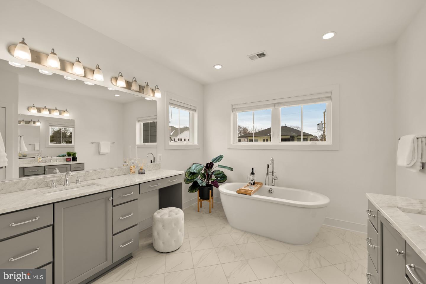 1814 PEABODY DR, FALLS CHURCH, Virginia 22043, 5 Bedrooms Bedrooms, ,4 BathroomsBathrooms,Residential,For sale,1814 PEABODY DR,VAFX2281546 MLS # VAFX2281546