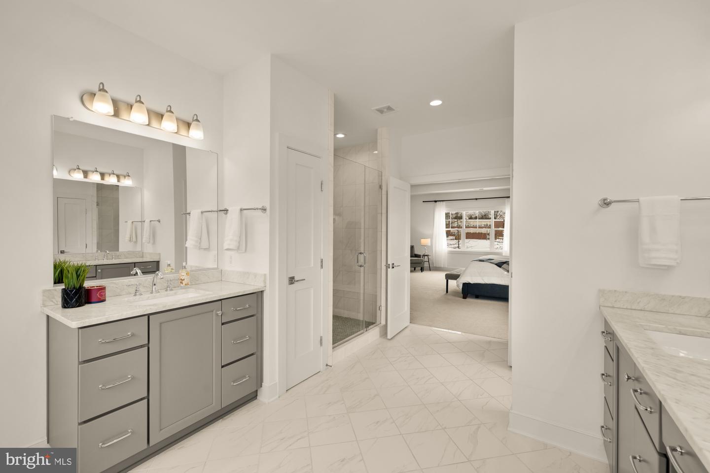 1814 PEABODY DR, FALLS CHURCH, Virginia 22043, 5 Bedrooms Bedrooms, ,4 BathroomsBathrooms,Residential,For sale,1814 PEABODY DR,VAFX2281546 MLS # VAFX2281546