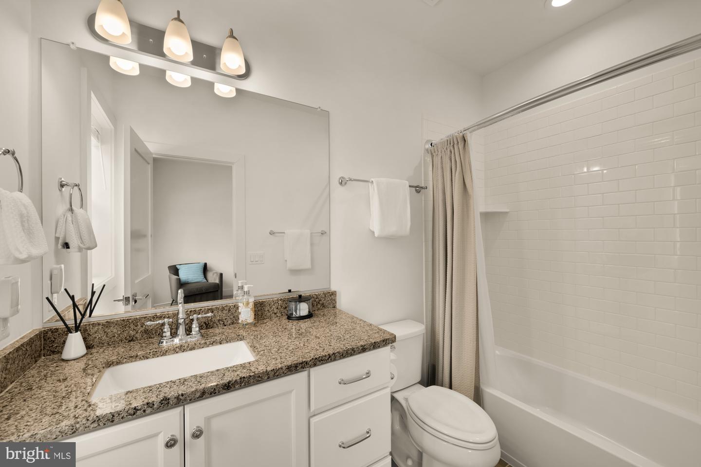 1814 PEABODY DR, FALLS CHURCH, Virginia 22043, 5 Bedrooms Bedrooms, ,4 BathroomsBathrooms,Residential,For sale,1814 PEABODY DR,VAFX2281546 MLS # VAFX2281546