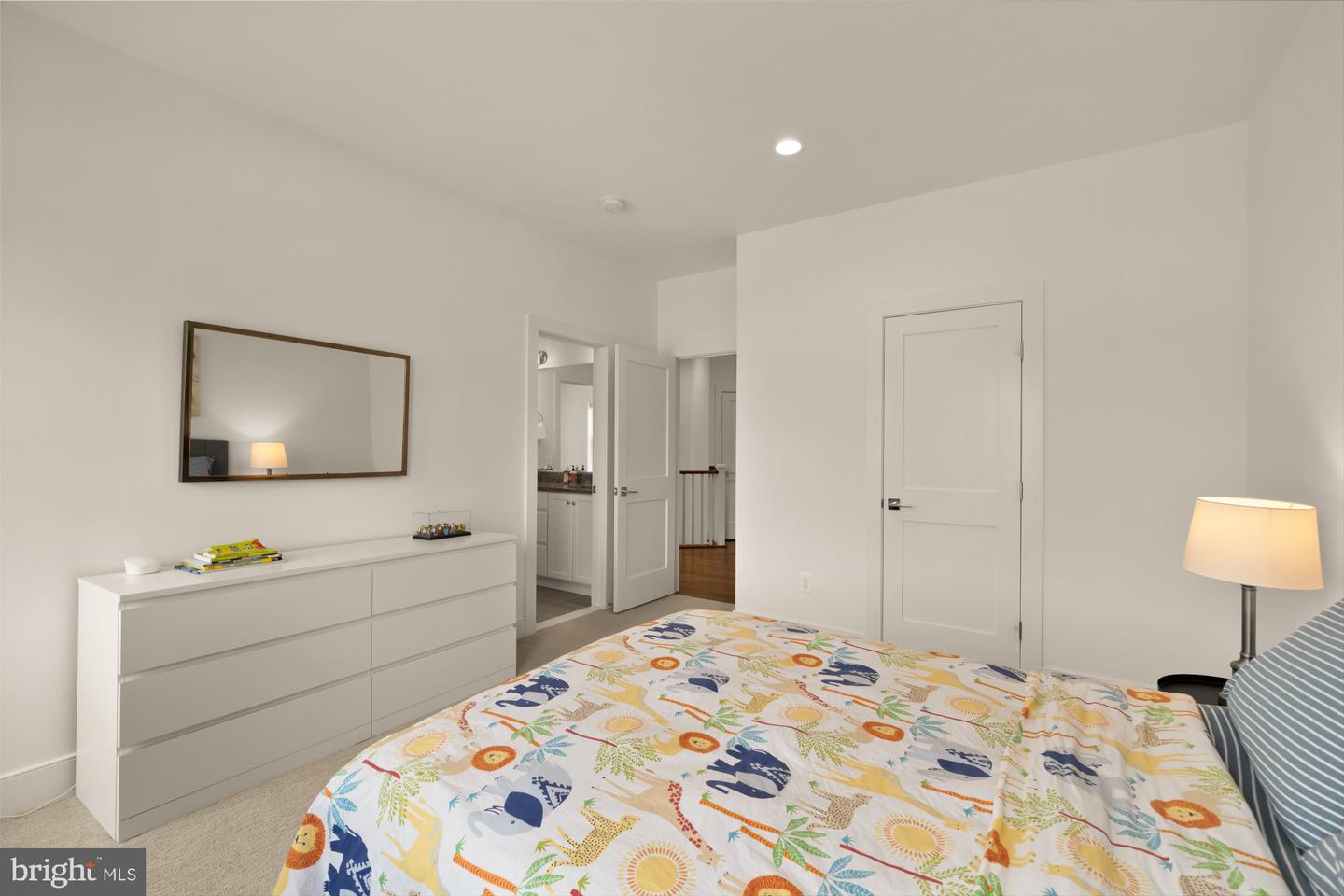 1814 PEABODY DR, FALLS CHURCH, Virginia 22043, 5 Bedrooms Bedrooms, ,4 BathroomsBathrooms,Residential,For sale,1814 PEABODY DR,VAFX2281546 MLS # VAFX2281546