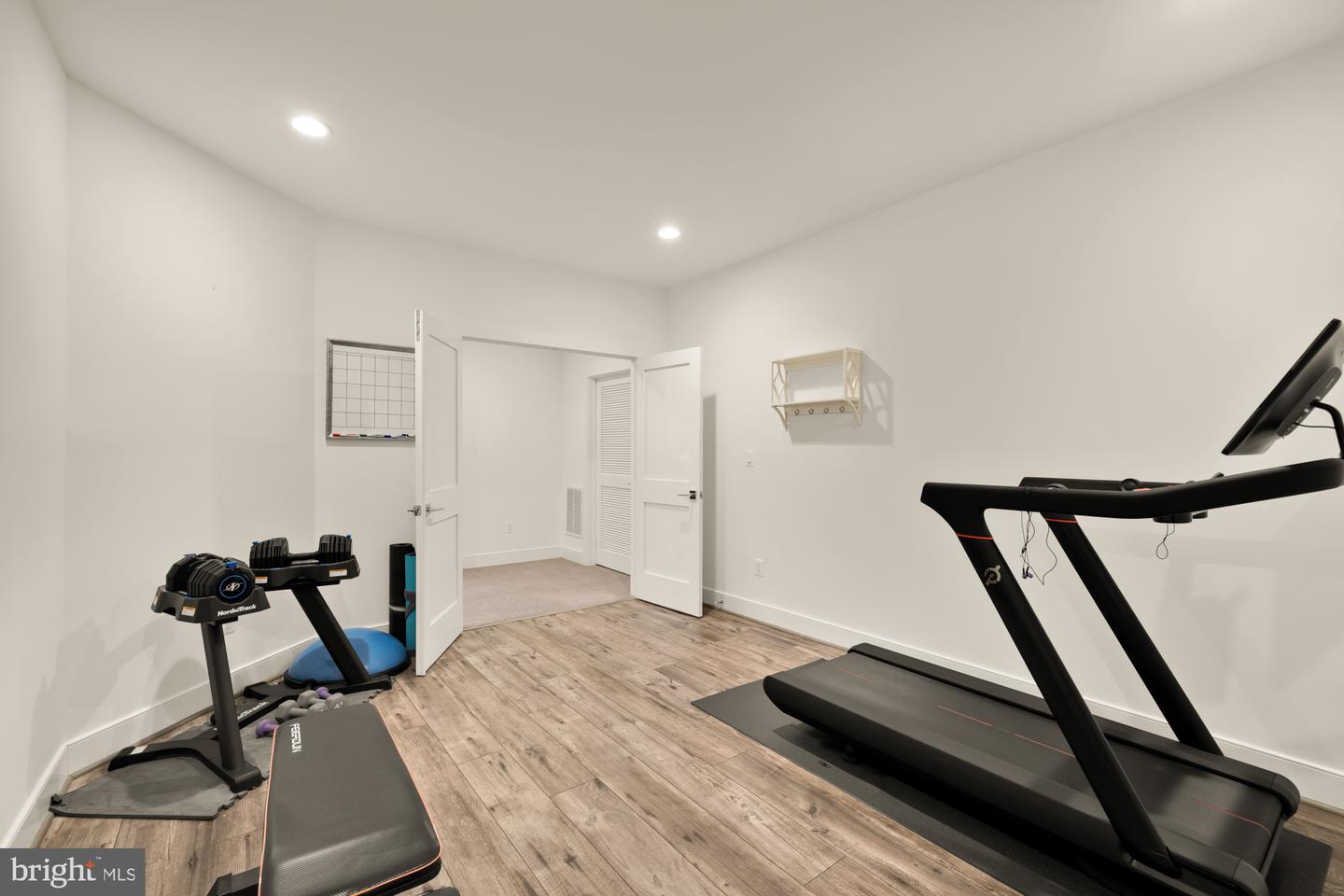 1814 PEABODY DR, FALLS CHURCH, Virginia 22043, 5 Bedrooms Bedrooms, ,4 BathroomsBathrooms,Residential,For sale,1814 PEABODY DR,VAFX2281546 MLS # VAFX2281546