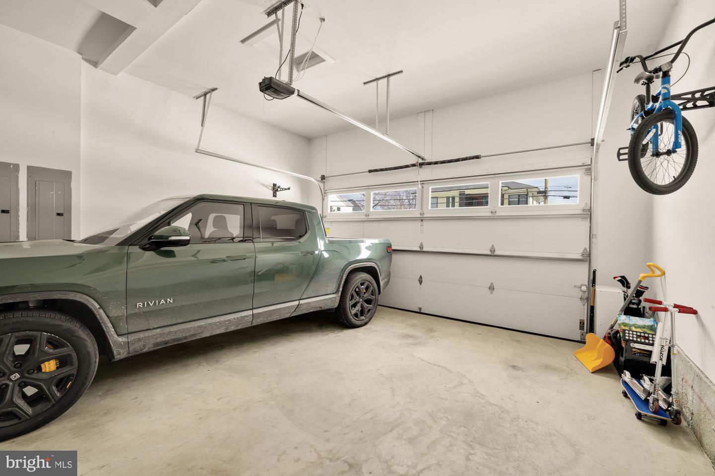 1814 PEABODY DR, FALLS CHURCH, Virginia 22043, 5 Bedrooms Bedrooms, ,4 BathroomsBathrooms,Residential,For sale,1814 PEABODY DR,VAFX2281546 MLS # VAFX2281546