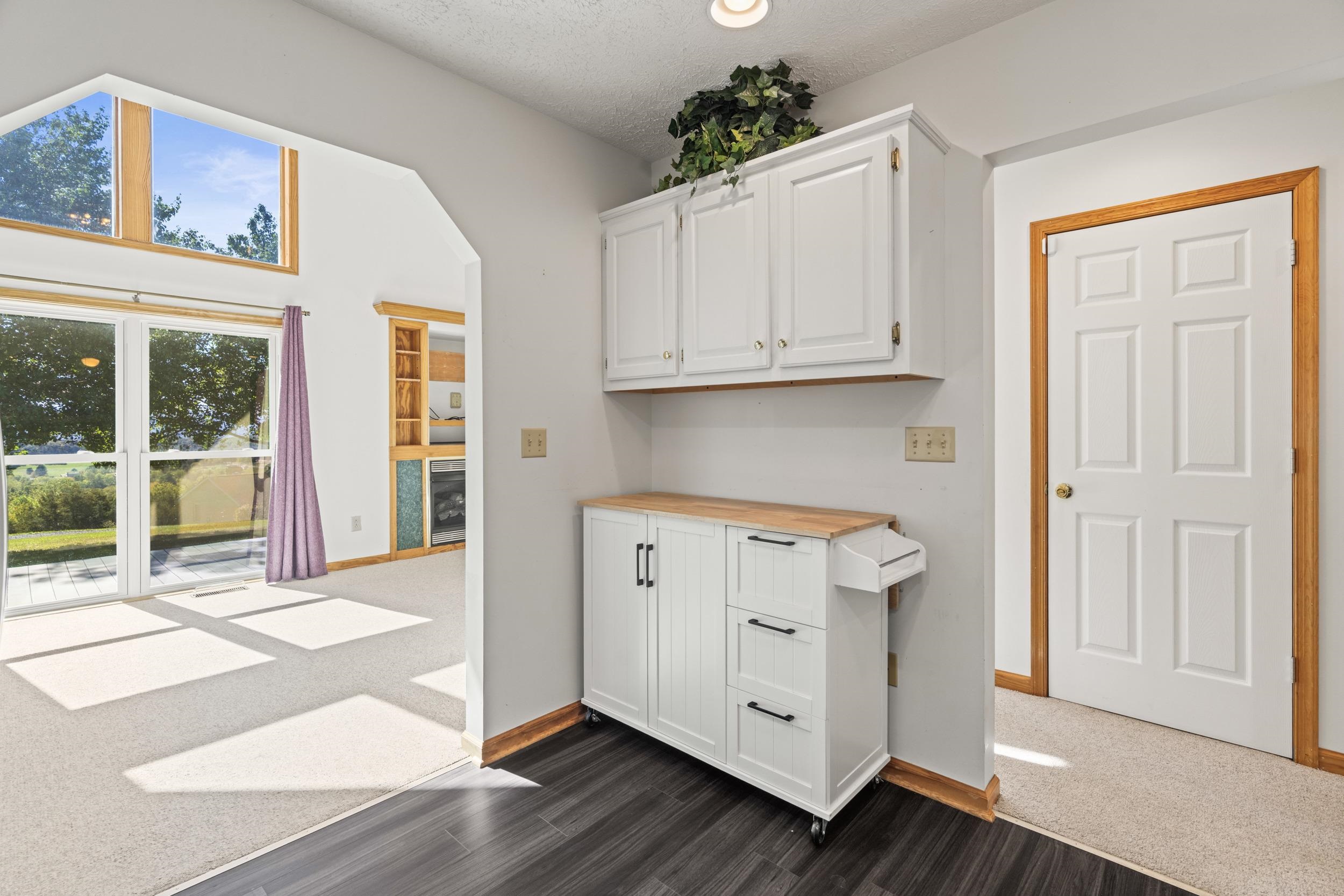 227 HUFFMAN LN, FAIRFIELD, Virginia 24435, 3 Bedrooms Bedrooms, ,2 BathroomsBathrooms,Residential,227 HUFFMAN LN,672172 MLS # 672172 227 HUFFMAN LN, FAIRFIELD, Virginia 24435, 3 Bedrooms Bedrooms, ,2 BathroomsBathrooms,Residential,227 HUFFMAN LN,672172 MLS # 672172