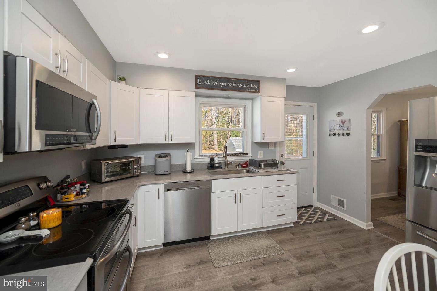 2 SAINT JAMES CT, STAFFORD, Virginia 22556, 4 Bedrooms Bedrooms, 12 Rooms Rooms,2 BathroomsBathrooms,Residential,For sale,2 SAINT JAMES CT,VAST2044932 MLS # VAST2044932