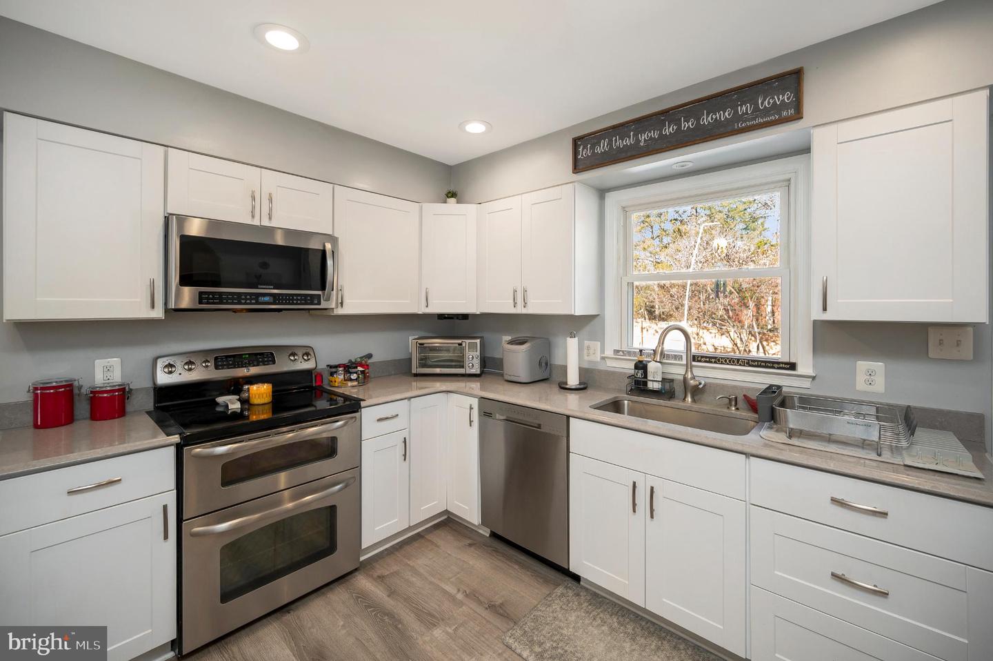 2 SAINT JAMES CT, STAFFORD, Virginia 22556, 4 Bedrooms Bedrooms, 12 Rooms Rooms,2 BathroomsBathrooms,Residential,For sale,2 SAINT JAMES CT,VAST2044932 MLS # VAST2044932