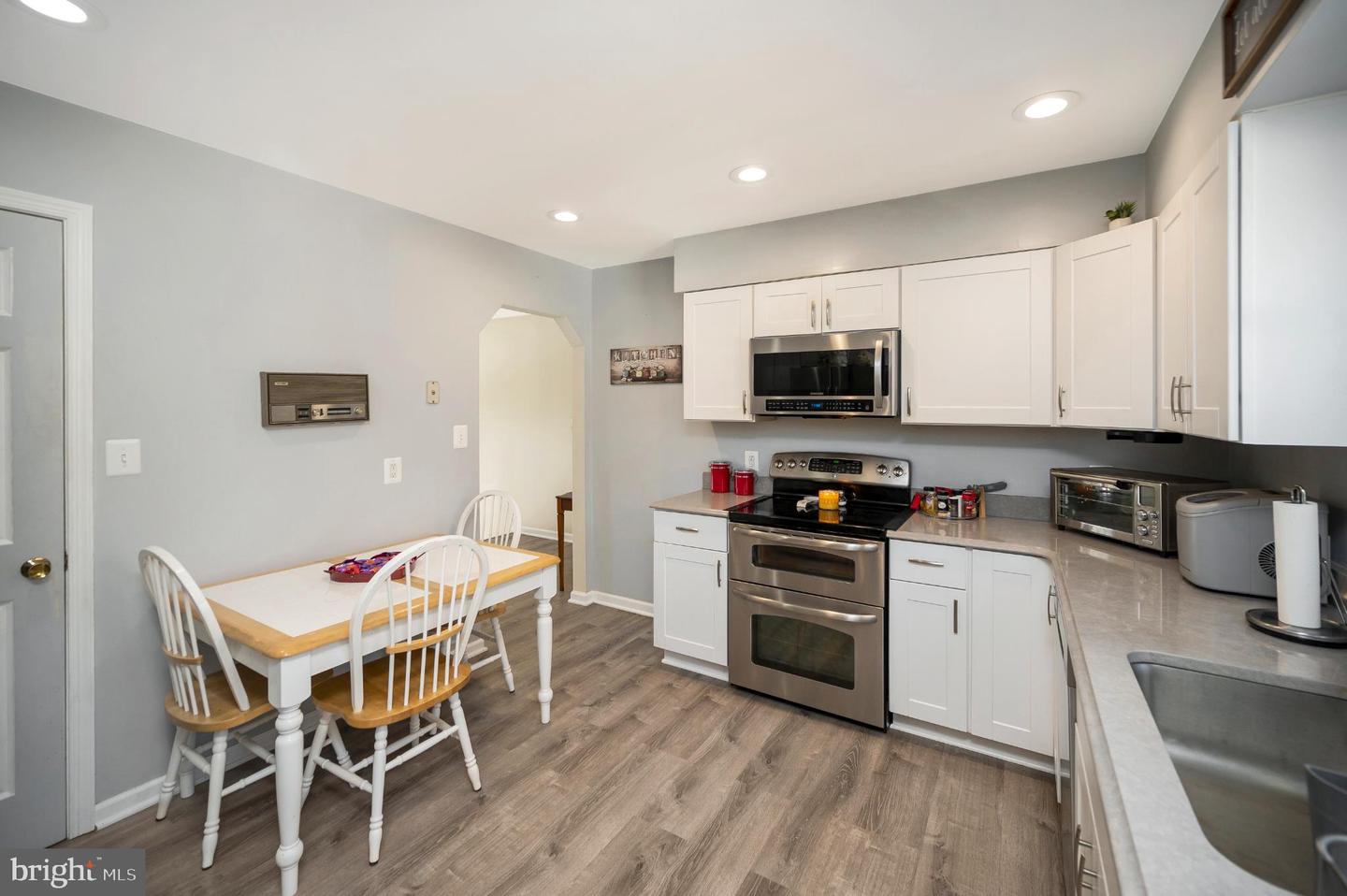 2 SAINT JAMES CT, STAFFORD, Virginia 22556, 4 Bedrooms Bedrooms, 12 Rooms Rooms,2 BathroomsBathrooms,Residential,For sale,2 SAINT JAMES CT,VAST2044932 MLS # VAST2044932