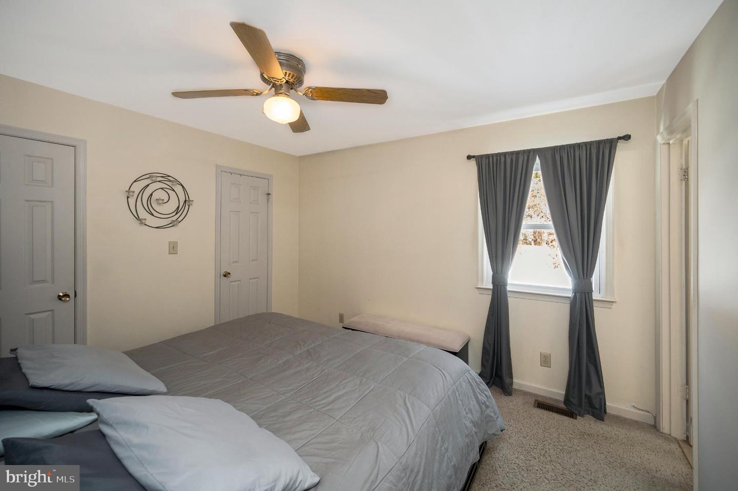 2 SAINT JAMES CT, STAFFORD, Virginia 22556, 4 Bedrooms Bedrooms, 12 Rooms Rooms,2 BathroomsBathrooms,Residential,For sale,2 SAINT JAMES CT,VAST2044932 MLS # VAST2044932