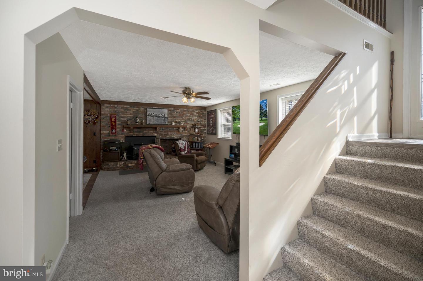 2 SAINT JAMES CT, STAFFORD, Virginia 22556, 4 Bedrooms Bedrooms, 12 Rooms Rooms,2 BathroomsBathrooms,Residential,For sale,2 SAINT JAMES CT,VAST2044932 MLS # VAST2044932