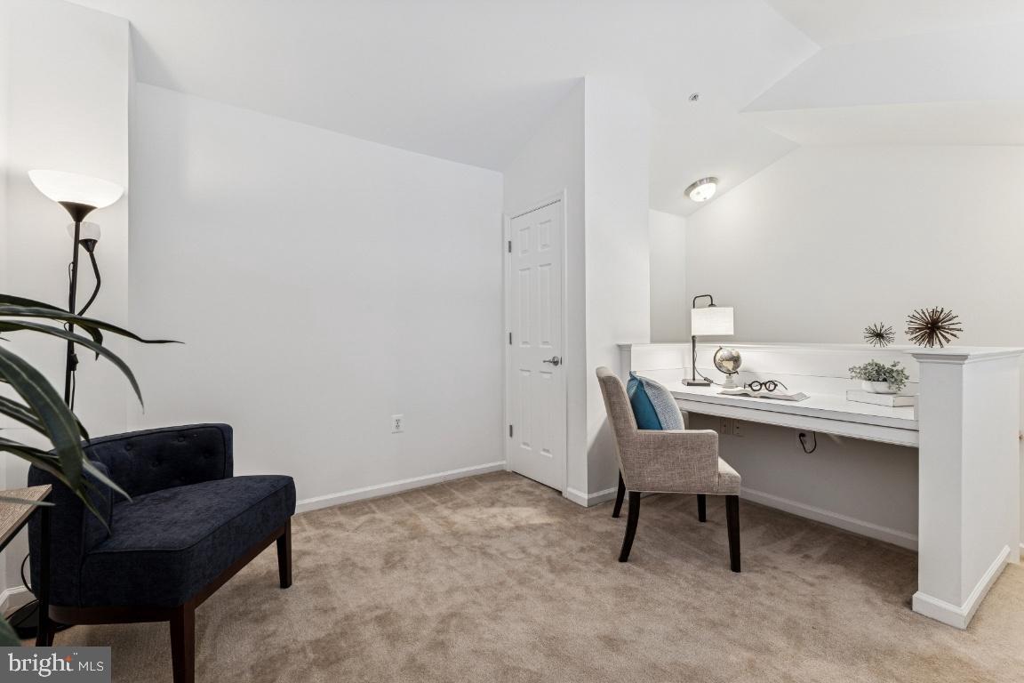 3810 LIGHTFOOT ST #404, CHANTILLY, Virginia 20151, 1 Bedroom Bedrooms, 6 Rooms Rooms,1 BathroomBathrooms,Residential,For sale,3810 LIGHTFOOT ST #404,VAFX2283884 MLS # VAFX2283884