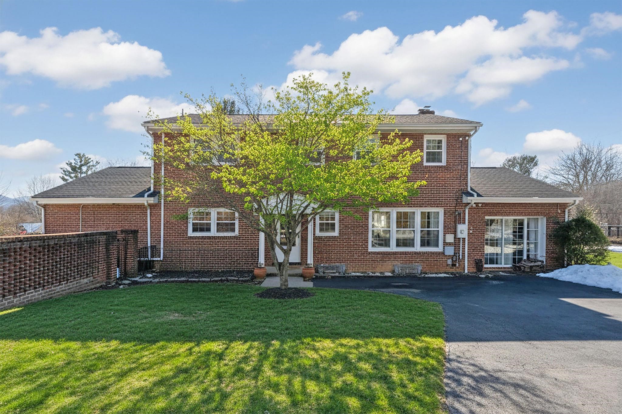 1837 CHEROKEE RD, WAYNESBORO, Virginia 22980, 4 Bedrooms Bedrooms, ,2 BathroomsBathrooms,Residential,The Spilman House,1837 CHEROKEE RD,673223 MLS # 673223