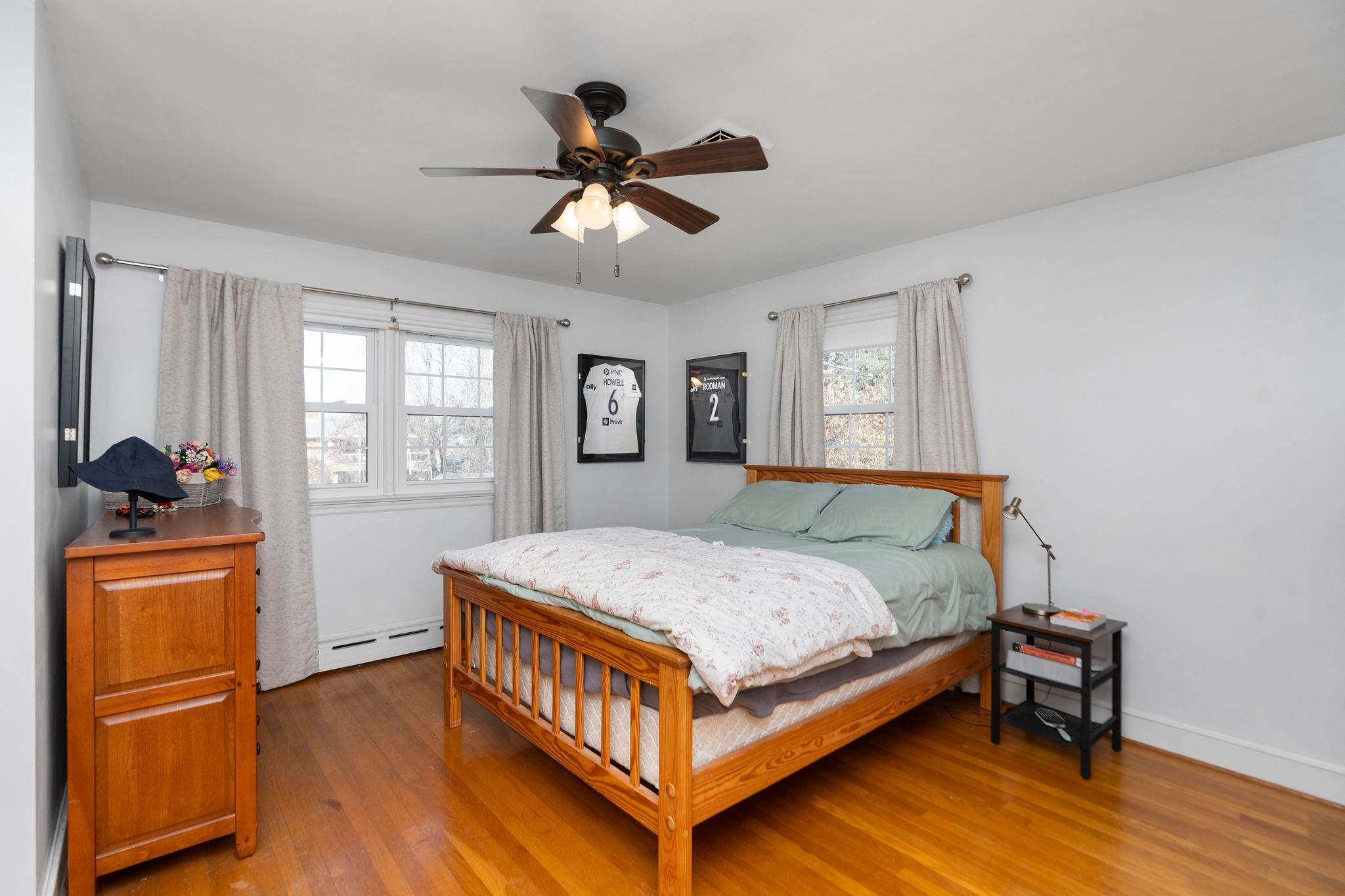 Approximately 14'9' x 14'5