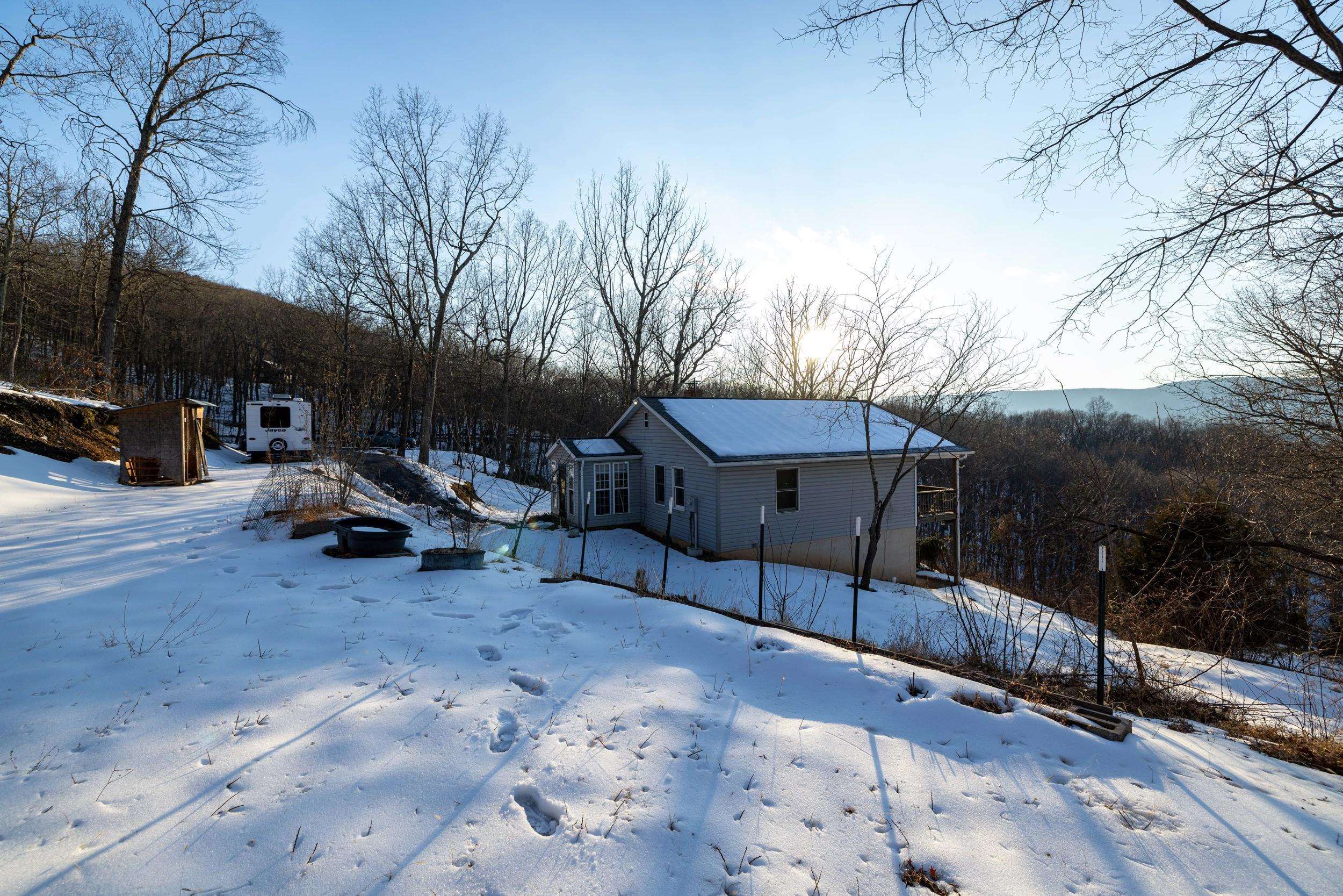 99 LAUREL LN, FORT VALLEY, Virginia 22652, 3 Bedrooms Bedrooms, ,1 BathroomBathrooms,Residential,99 LAUREL LN,673226 MLS # 673226 99 LAUREL LN, FORT VALLEY, Virginia 22652, 3 Bedrooms Bedrooms, ,1 BathroomBathrooms,Residential,99 LAUREL LN,673226 MLS # 673226