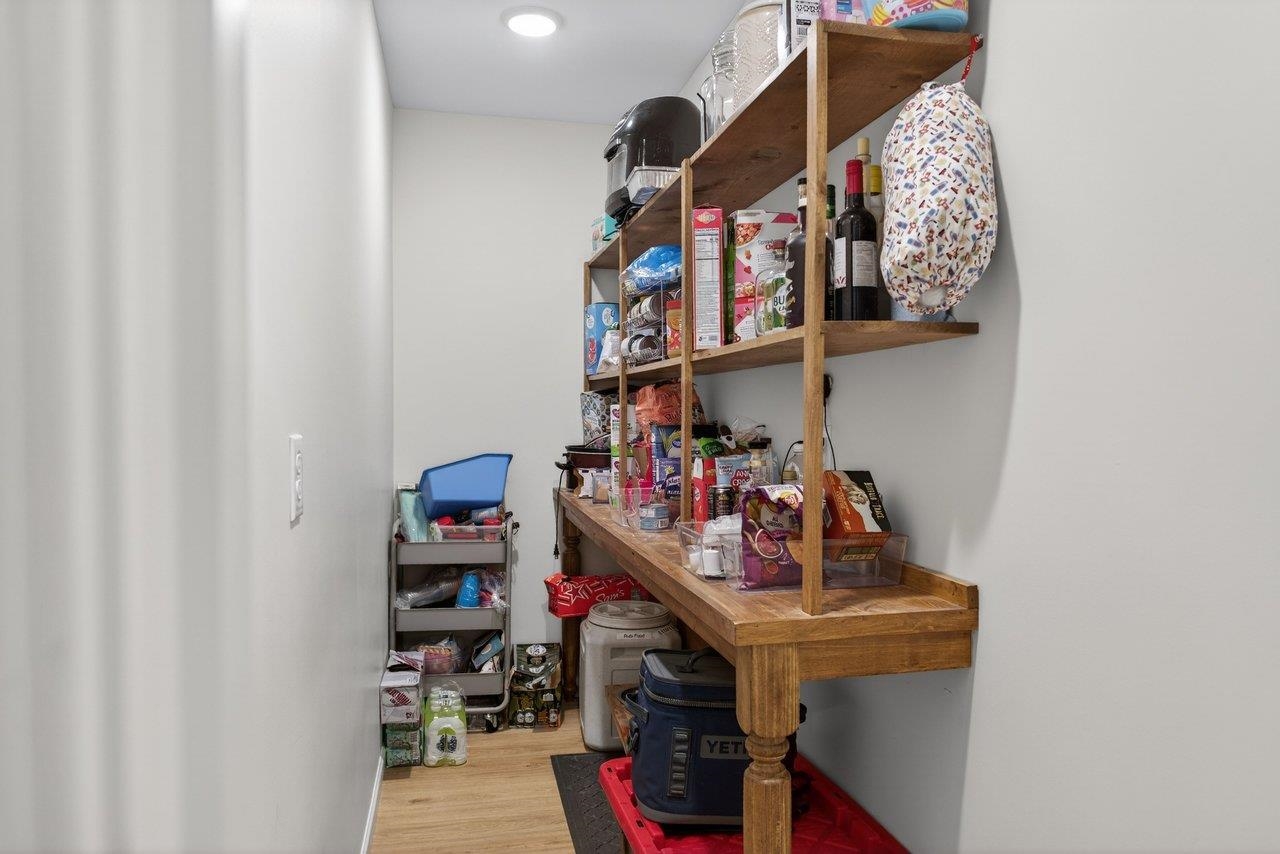 124 BELVEDERE ST, TIMBERVILLE, Virginia 22853, 3 Bedrooms Bedrooms, ,3 BathroomsBathrooms,Residential,124 BELVEDERE ST,673235 MLS # 673235