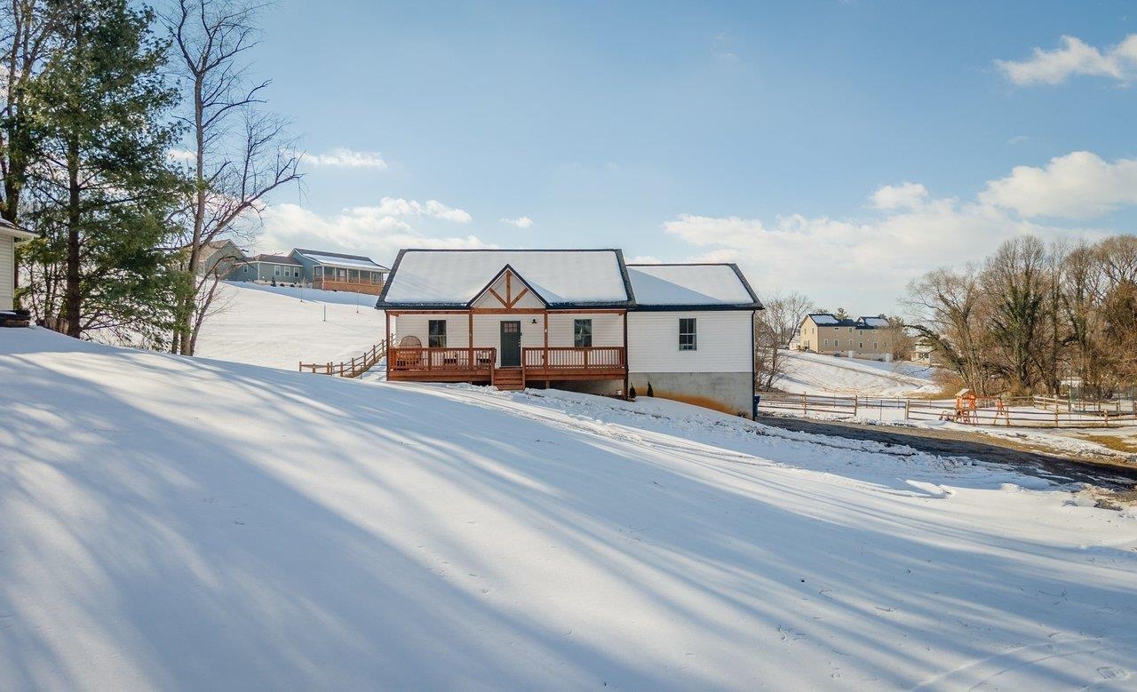 124 BELVEDERE ST, TIMBERVILLE, Virginia 22853, 3 Bedrooms Bedrooms, ,3 BathroomsBathrooms,Residential,124 BELVEDERE ST,673235 MLS # 673235