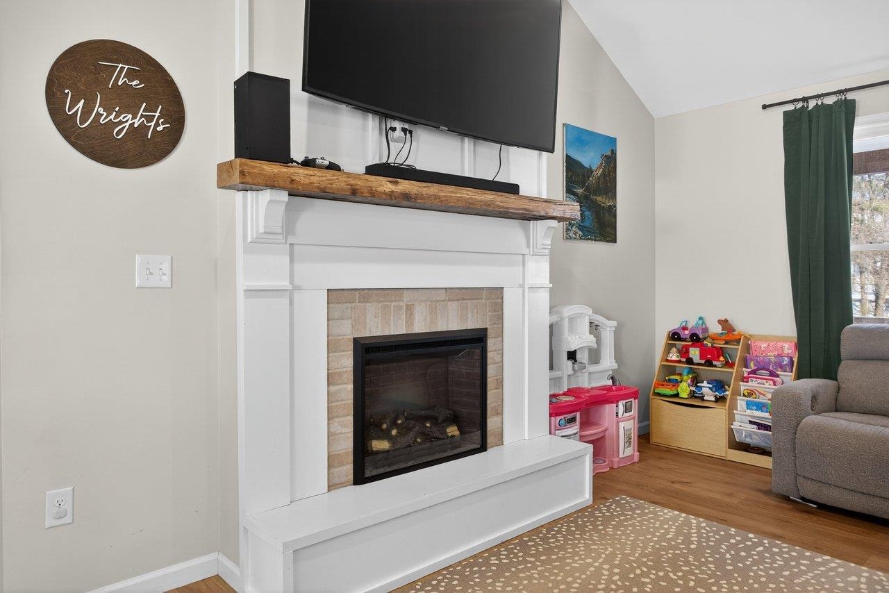 124 BELVEDERE ST, TIMBERVILLE, Virginia 22853, 3 Bedrooms Bedrooms, ,3 BathroomsBathrooms,Residential,124 BELVEDERE ST,673235 MLS # 673235