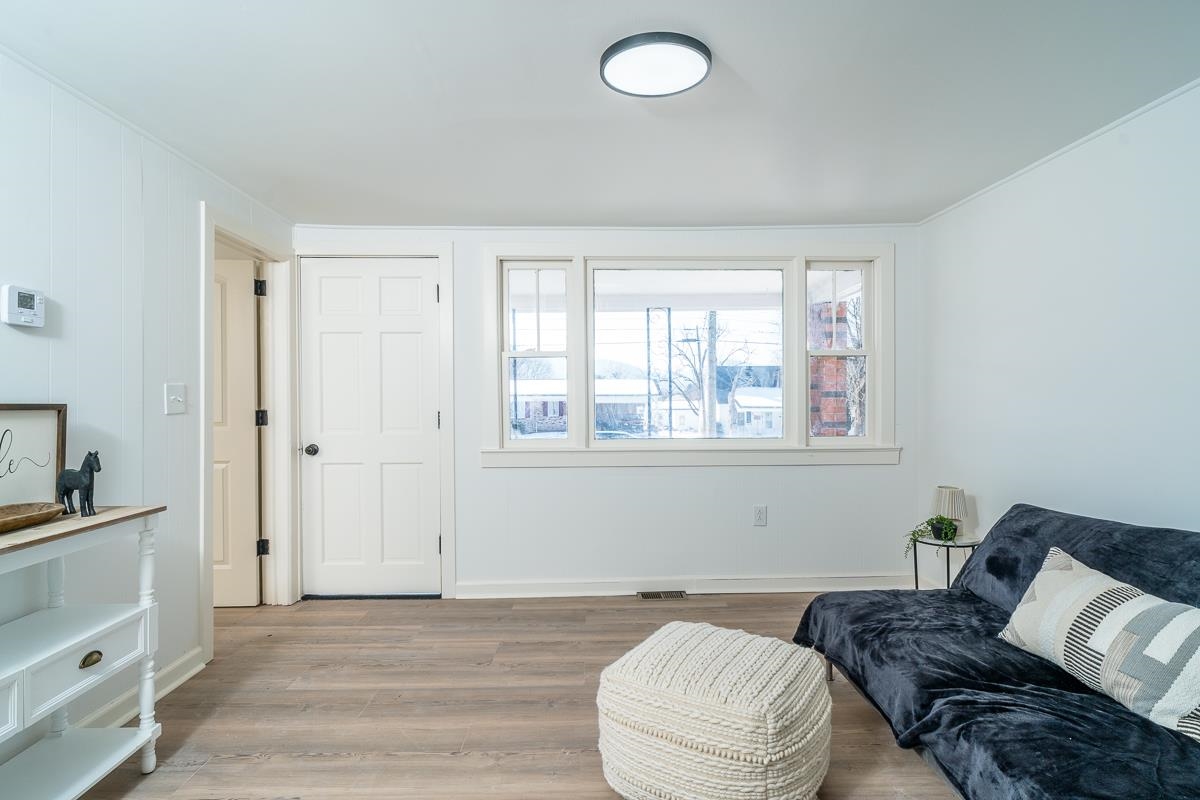 314 W SPRING AVE, ELKTON, Virginia 22827, 3 Bedrooms Bedrooms, ,1 BathroomBathrooms,Residential,314 W SPRING AVE,673238 MLS # 673238 314 W SPRING AVE, ELKTON, Virginia 22827, 3 Bedrooms Bedrooms, ,1 BathroomBathrooms,Residential,314 W SPRING AVE,673238 MLS # 673238