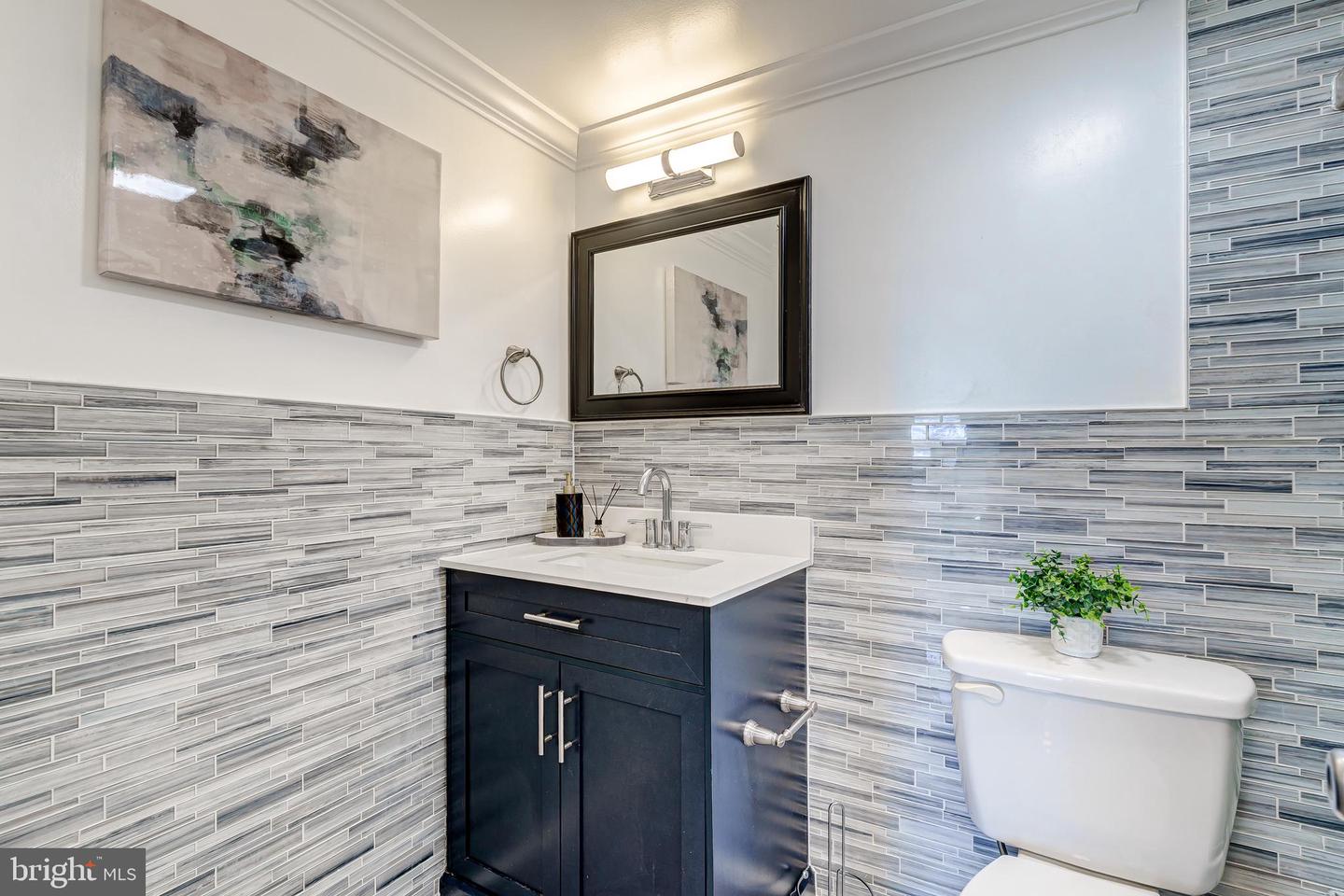 517 N ARMISTEAD ST #303, ALEXANDRIA, Virginia 22312, 3 Bedrooms Bedrooms, ,2 BathroomsBathrooms,Residential,For sale,517 N ARMISTEAD ST #303,VAAX2052960 MLS # VAAX2052960