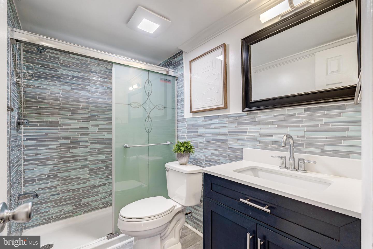 517 N ARMISTEAD ST #303, ALEXANDRIA, Virginia 22312, 3 Bedrooms Bedrooms, ,2 BathroomsBathrooms,Residential,For sale,517 N ARMISTEAD ST #303,VAAX2052960 MLS # VAAX2052960