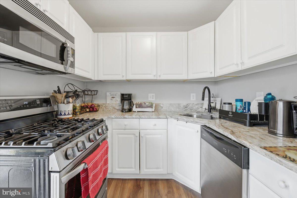 13260 POENER PL, HERNDON, Virginia 20170, 3 Bedrooms Bedrooms, ,1 BathroomBathrooms,Residential,For sale,13260 POENER PL,VAFX2285350 MLS # VAFX2285350