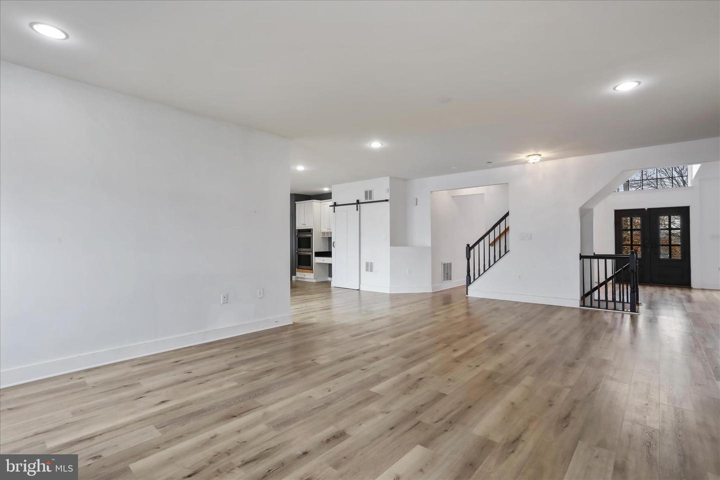 211 LYNNEHAVEN DR, WINCHESTER, Virginia 22602, 5 Bedrooms Bedrooms, ,3 BathroomsBathrooms,Residential,For sale,211 LYNNEHAVEN DR,VAFV2038860 MLS # VAFV2038860