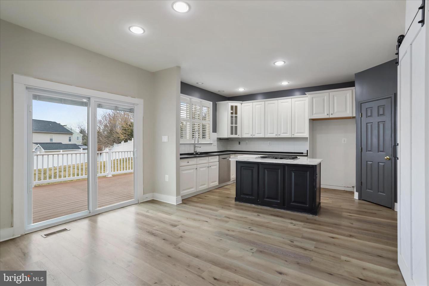 211 LYNNEHAVEN DR, WINCHESTER, Virginia 22602, 5 Bedrooms Bedrooms, ,3 BathroomsBathrooms,Residential,For sale,211 LYNNEHAVEN DR,VAFV2038860 MLS # VAFV2038860