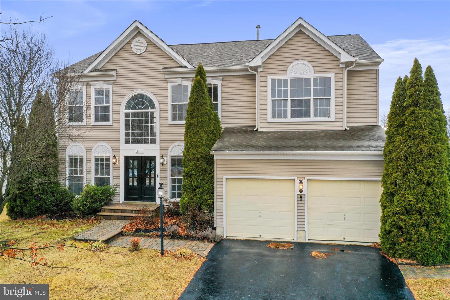 211 LYNNEHAVEN DR, WINCHESTER, Virginia 22602, 5 Bedrooms Bedrooms, ,3 BathroomsBathrooms,Residential,For sale,211 LYNNEHAVEN DR,VAFV2038860 MLS # VAFV2038860