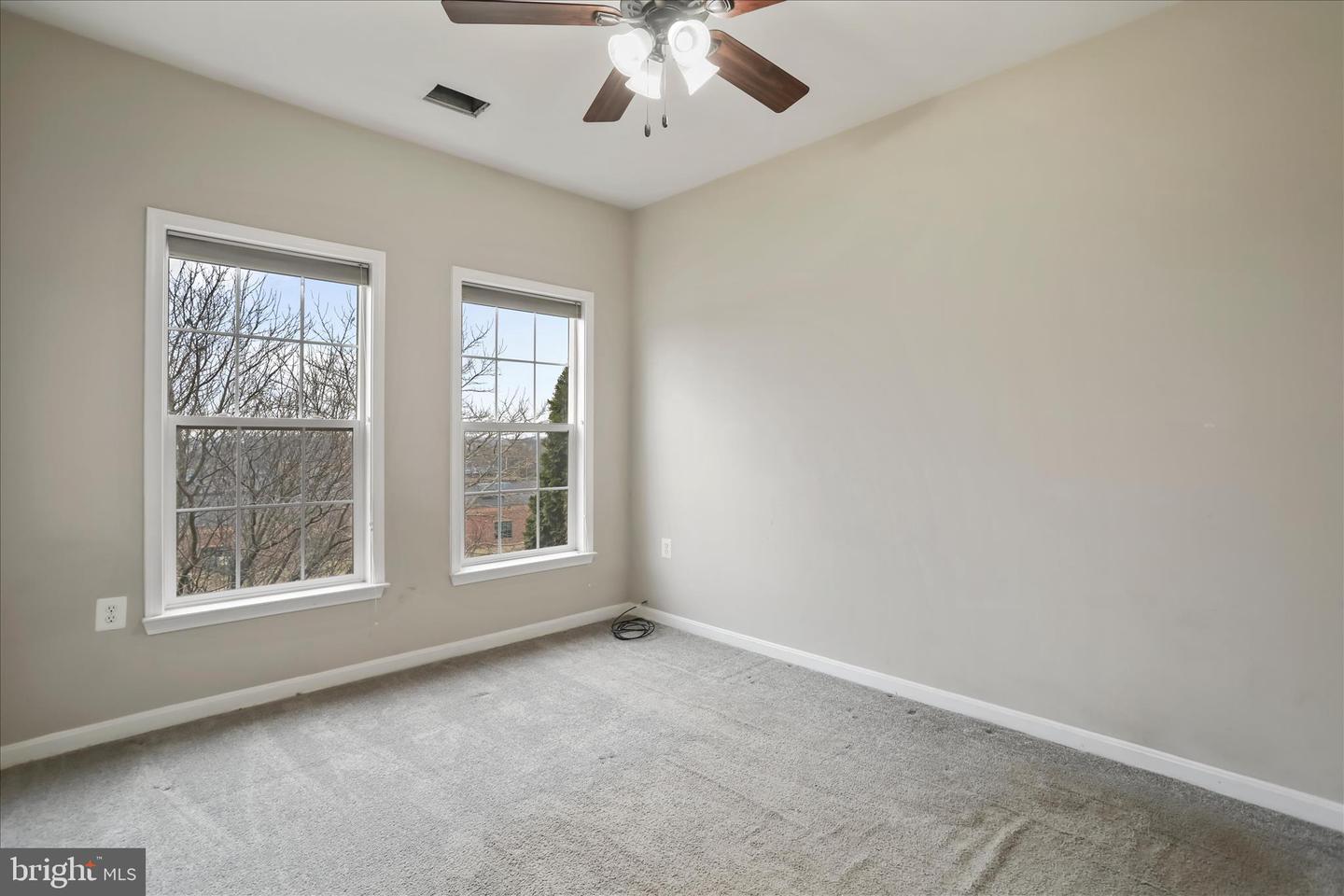 211 LYNNEHAVEN DR, WINCHESTER, Virginia 22602, 5 Bedrooms Bedrooms, ,3 BathroomsBathrooms,Residential,For sale,211 LYNNEHAVEN DR,VAFV2038860 MLS # VAFV2038860