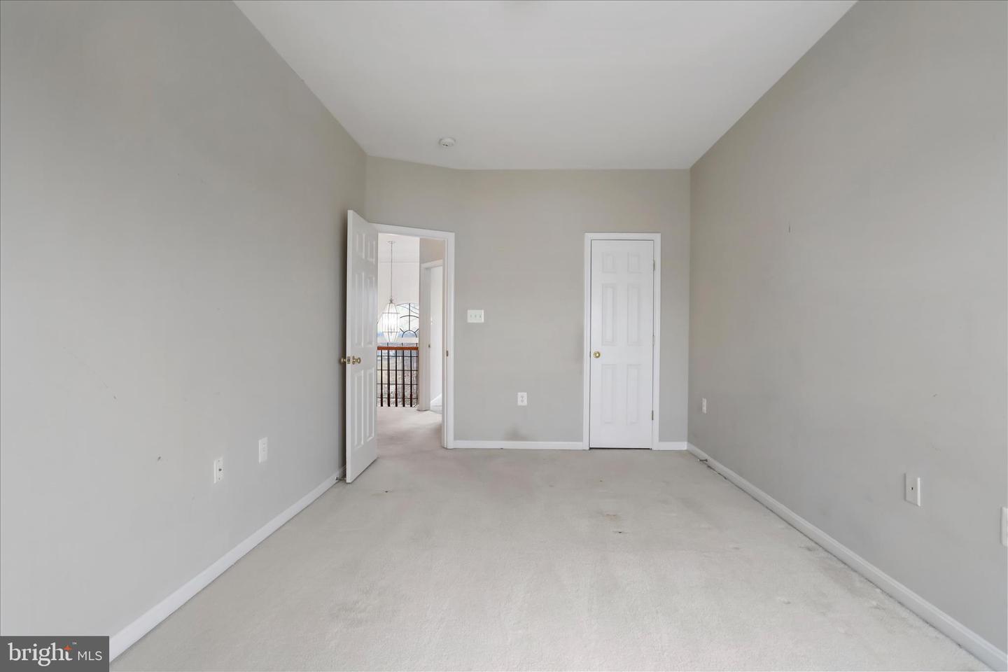 211 LYNNEHAVEN DR, WINCHESTER, Virginia 22602, 5 Bedrooms Bedrooms, ,3 BathroomsBathrooms,Residential,For sale,211 LYNNEHAVEN DR,VAFV2038860 MLS # VAFV2038860