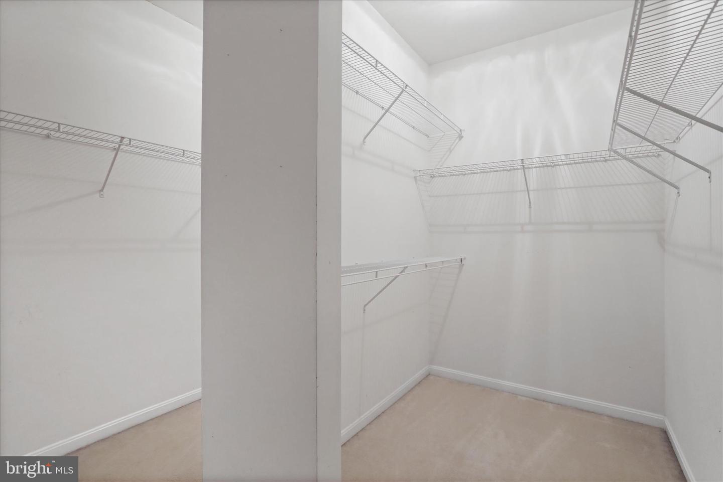 211 LYNNEHAVEN DR, WINCHESTER, Virginia 22602, 5 Bedrooms Bedrooms, ,3 BathroomsBathrooms,Residential,For sale,211 LYNNEHAVEN DR,VAFV2038860 MLS # VAFV2038860