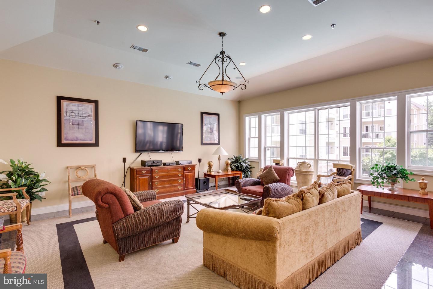 4560 STRUTFIELD LN #1110, ALEXANDRIA, Virginia 22311, 1 Bedroom Bedrooms, ,1 BathroomBathrooms,Residential,For sale,4560 STRUTFIELD LN #1110,VAAX2053152 MLS # VAAX2053152 4560 STRUTFIELD LN #1110, ALEXANDRIA, Virginia 22311, 1 Bedroom Bedrooms, ,1 BathroomBathrooms,Residential,For sale,4560 STRUTFIELD LN #1110,VAAX2053152 MLS # VAAX2053152